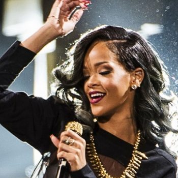 Rihanna pode ser a nova jurada do X-Factor UK