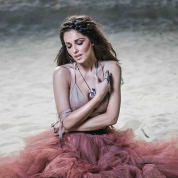 Cheryl lança o videoclipe de seu novo single, "Only Human"