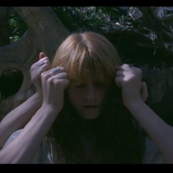 Florence + The Machine acaba de lançar um novo videoclipe