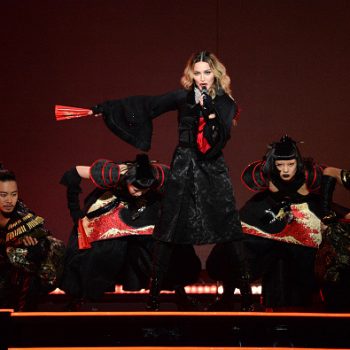 Madonna estreia "Rebel Heart Tour" com muitos hits e looks incríveis