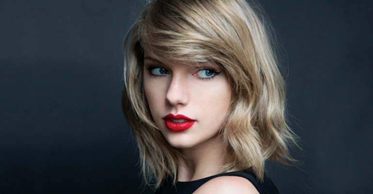 Taylor Swift lança lyric video para música inédita "Call It What You Want"