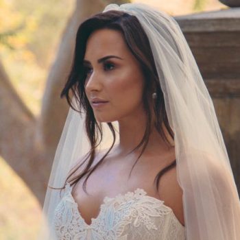 Demi Lovato anuncia data do clipe de "Tell Me You Love Me"