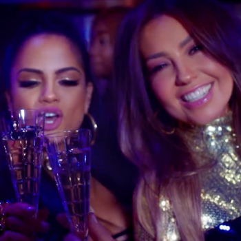 Thalía tem "No Me Acuerdo" como a música mais executada em toda América Latina