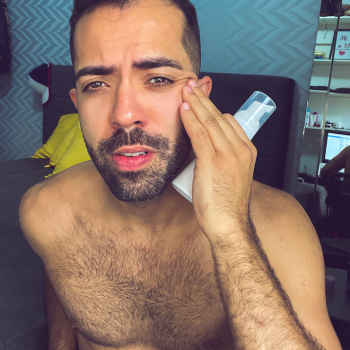 Três produtos iniciais para o homem que quer investir em skincare