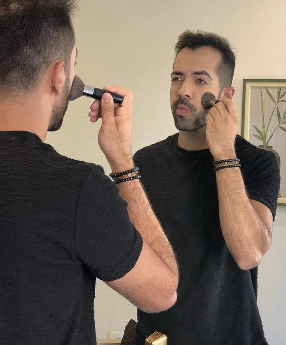 Maquiagem masculina: Três produtos que hidratam a pele